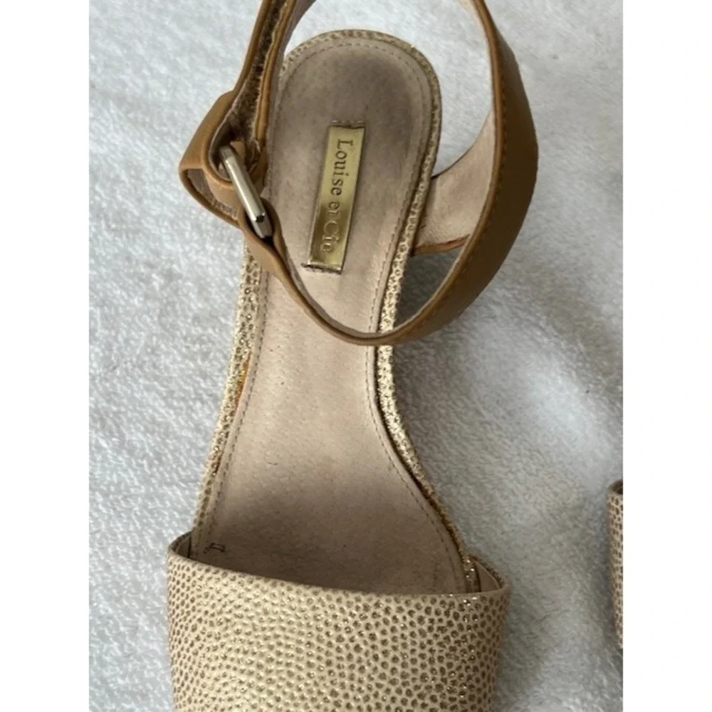Louise Et Cie Rose Gold & Beige Wedge Sandals | Women's 7.5 M | ‎ Good Condition